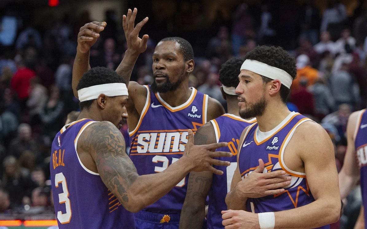 华体会在线登录关于今晚菲尼克斯太阳备战西甲，再遭质疑细节曝光，态度坚定，赛季目标并未改变的信息